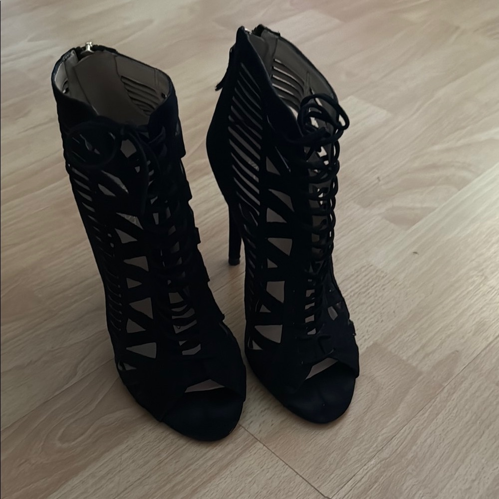 Elegant Black Women's Heeled Sandals